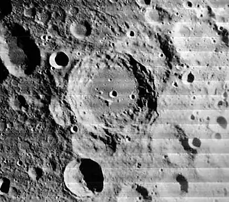 Снимок зонда Lunar Orbiter - IV.