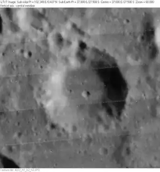 Снимок зонда Lunar Orbiter - IV. В нижнем левом углу снимка виден вал сателлитного кратера Неандер С.