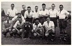 Клуб ОВВО в 1954 году. Вим Фоккен второй справа в верхнем ряду.