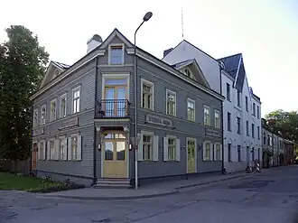 Вид от перекрёстка с ул. Тиклу