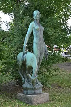 Скульптура  «Диана с ланью» в Стокгольме