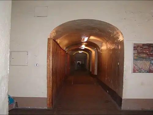 Коридор в северном крылеглавного здания