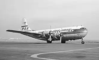 Boeing 377-10-26 компании Pan American. У самолёта на фото (N90947) также было отделение двигателя, но экипаж сумел выполнить посадку на Джонстоне.