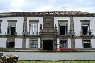 Фасад дворца