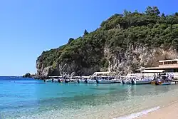 Лодки-такси в Палеокастрице