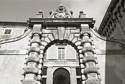 Палаццо Весковиле. Епископский дворец. Тоди, Перуджа. Фотография П. Монти, 1967