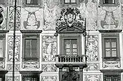 Деталь фасада. Фотография П. Монти. 1973