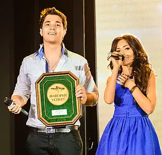 «Пара нормальных» — «Дуэт года – 2013» на церемонии вручения наград украинского народного рейтинга «Фавориты Успеха»