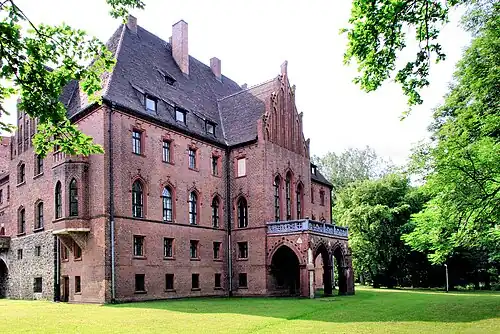 Восточное крыло