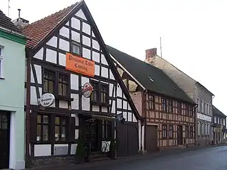 Добра — исторические дома