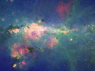 Комбинированное изображение туманности Пион, сделанное космической обсерваторией Спитцер