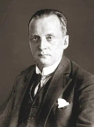 Фотография из издания «Tendencje ustrojowe w Polsce» 1931 год.