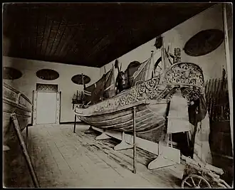 Плезир-яхта в экспозиции музея «Домик Петра I» в Астрахани