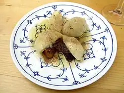 Фруктовые кнедлики со сливами