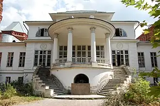 Усадебный дом в августе 2012 г.