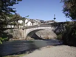 Мост через реку Гав-де-По