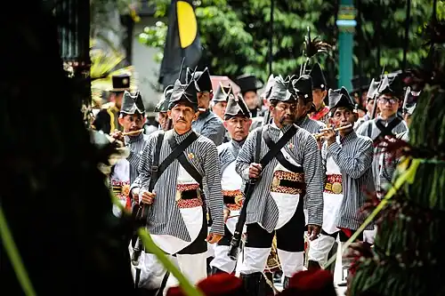 Охрана кратона