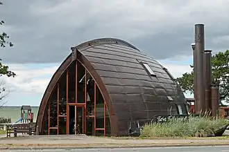 Паб "Паат" («Лодка»)