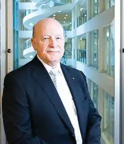 Шайн в 2010 году, Институт медицинских исследований Гарвана.