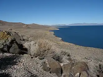 Озеро Пирамид, в окрестностях которого произошёл конфликт.