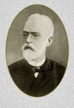 «Как редко кто, он стоял на высоте своего призвания, которое его всегда воодушевляло, и та идеальная точка зрения, на которую он стал, как врач, исключала в нем те ошибки и недочеты, которые свойственны большинству».  М. Л. Абельман