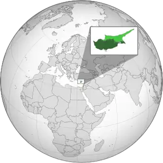 Выделены цветом:Республика Кипр (тёмно-зелёный) ТРСК (светло-зелёный) Акротири и Декелия (серый)