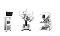 Роботический комплекс Dixion Revo-i позволяет выполнять большинство видео-ассистированных оперативных вмешательств на органах брюшной и грудной полостей, малого таза, органах забрюшинного пространства в формате 3D без использования специальных очков.