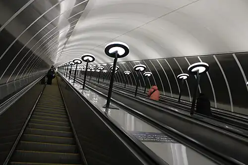 Эскалаторный наклон1 марта 2023 года