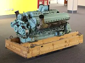 Двигатель Rolls-Royce Meteor в танковом музее в Бовингтоне