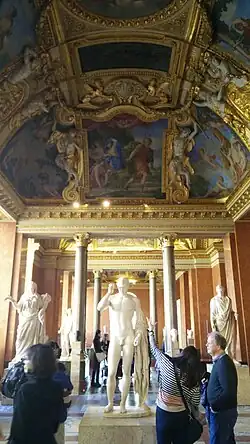 Общий вид на Зал времён года