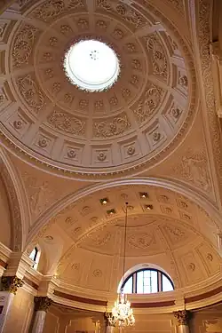 Потолок с лепниной (XIX век)