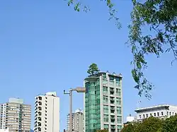 Экстремальный пример сада на крыше в Ванкувере, Британская Колумбия -->