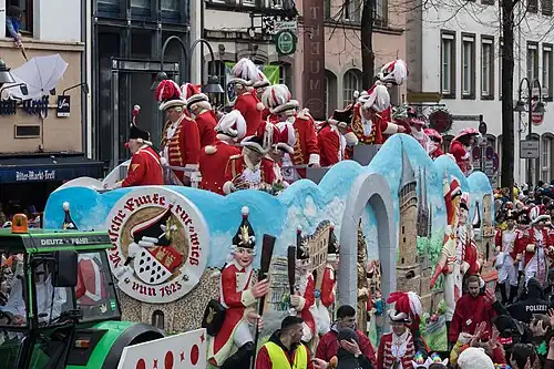 Карнавальная платформа в шествии на Кёльнском карнавале (2019)