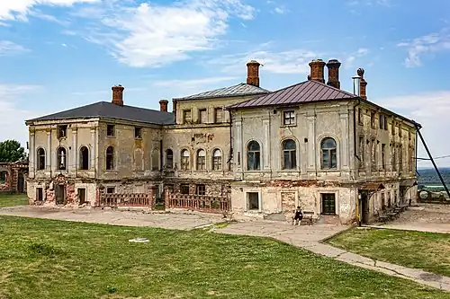 Южный фасад