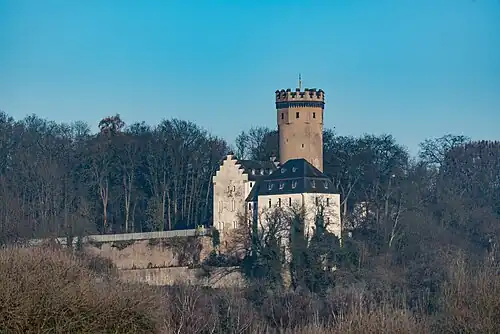 Вид замка с южной стороны