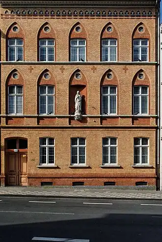 Здание Покровского храма