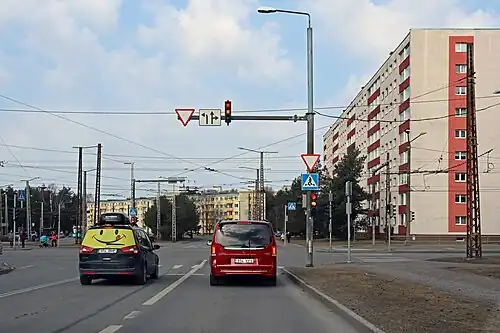 Перекрёсток улицы Сютисте и бульвара Сыпрузе, начало улицы Кескузе