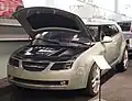 Saab 9-3X с открытым капотом