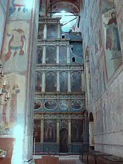 Иконостас. Южная часть