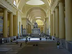 Зал колумбария