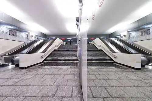 Эскалатор на станции  Саларьево«Саларьево»