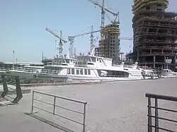 Корабль «Салатын Аскерова» в Бакинской бухте