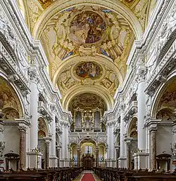 Церковь монастыря Санкт-Флориан. Контрфасад