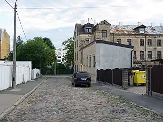 Вид в сторону улицы Ерсикас