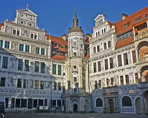 Внутренний двор Дрезденского замка-резиденции