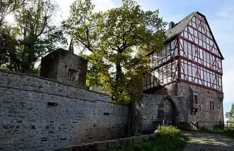 Фахверковые фасады зданий замка