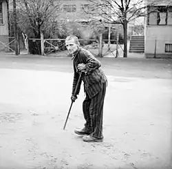 Русский военнопленный в лагерной одежде, Stalag XIB