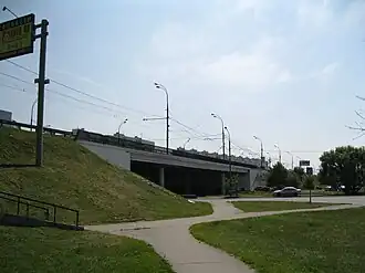 Пролёт путепровода над Медведковской железнодорожной веткой