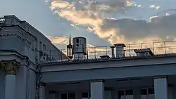 Фрагменты кровли, колонны и лопаток