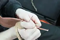 Работа иглой и гардаманом